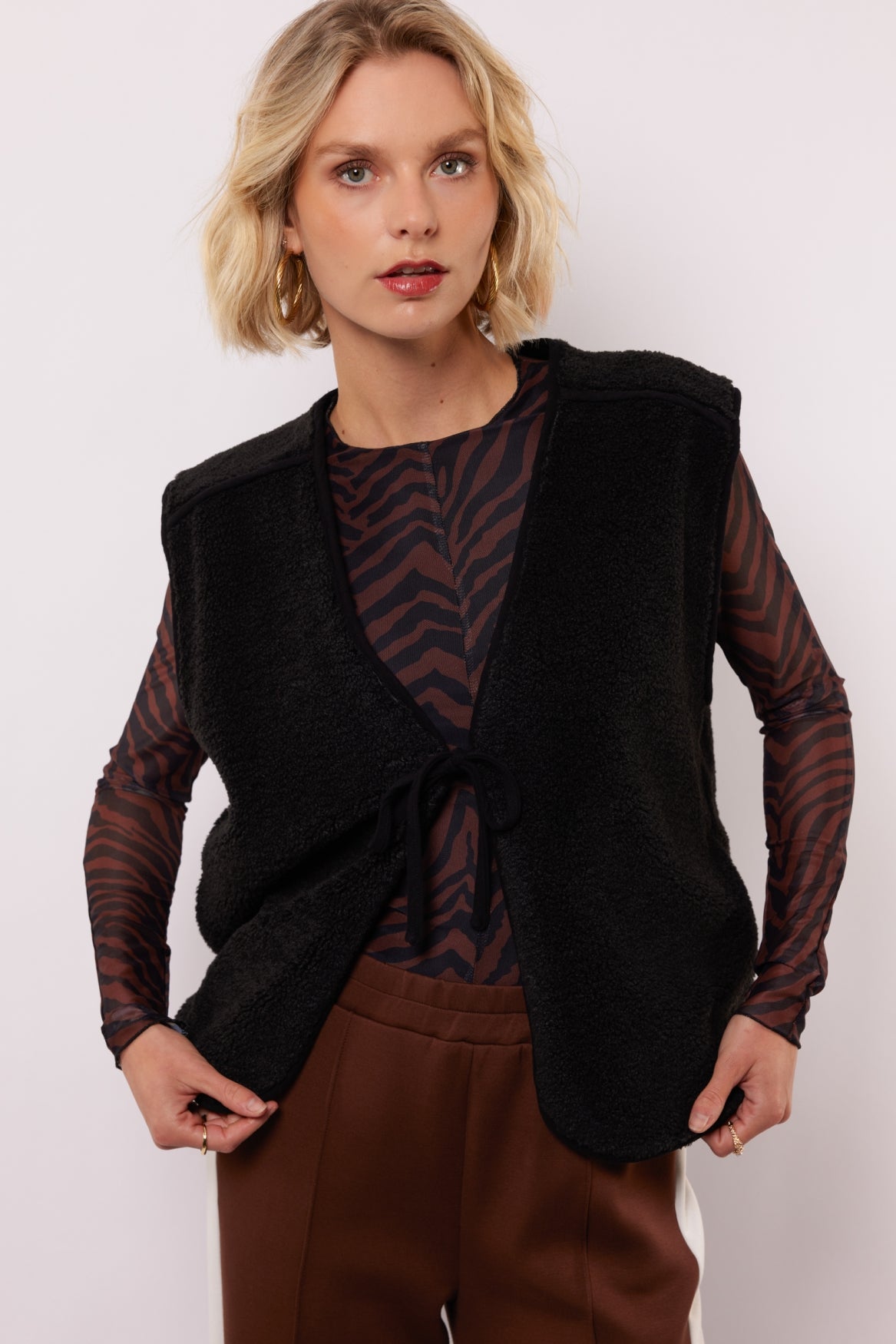 Roswyn gilet | Black